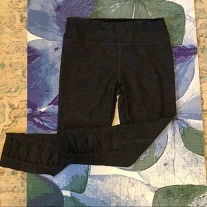 Beautiful yoga leggings!